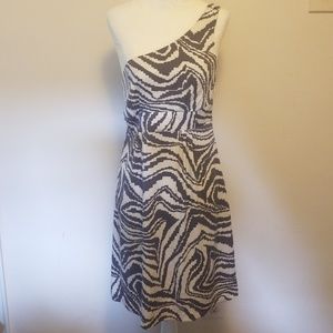 Trina Turk Grey & Cream Print One Shoulder Dress